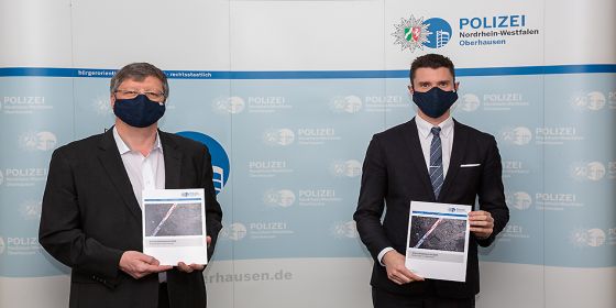 Polizeipräsident Alexander Dierselhuis und Direktionsleiter Kriminalität stellten die PKS-Zahlen für Oberhausen vor. 